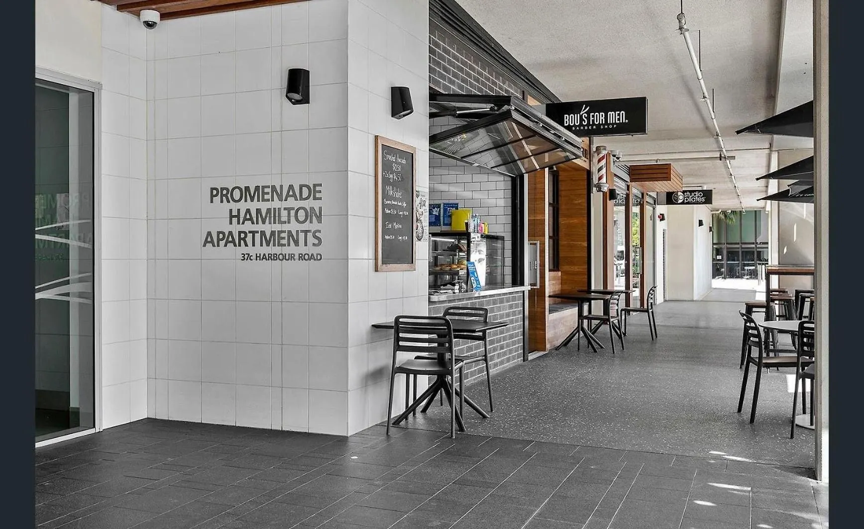 Apartment Spacious Portside Apt With Car Park, Bath And Balcony Brisbane